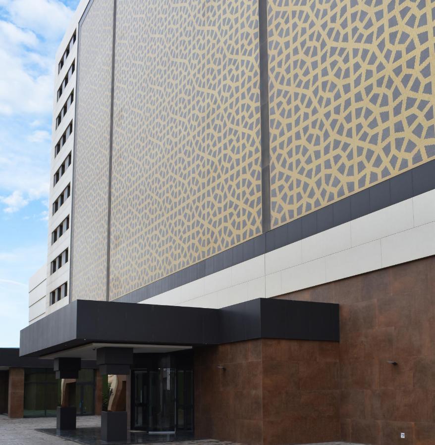 Az Hotels Grand Oran Es Senia Εξωτερικό φωτογραφία