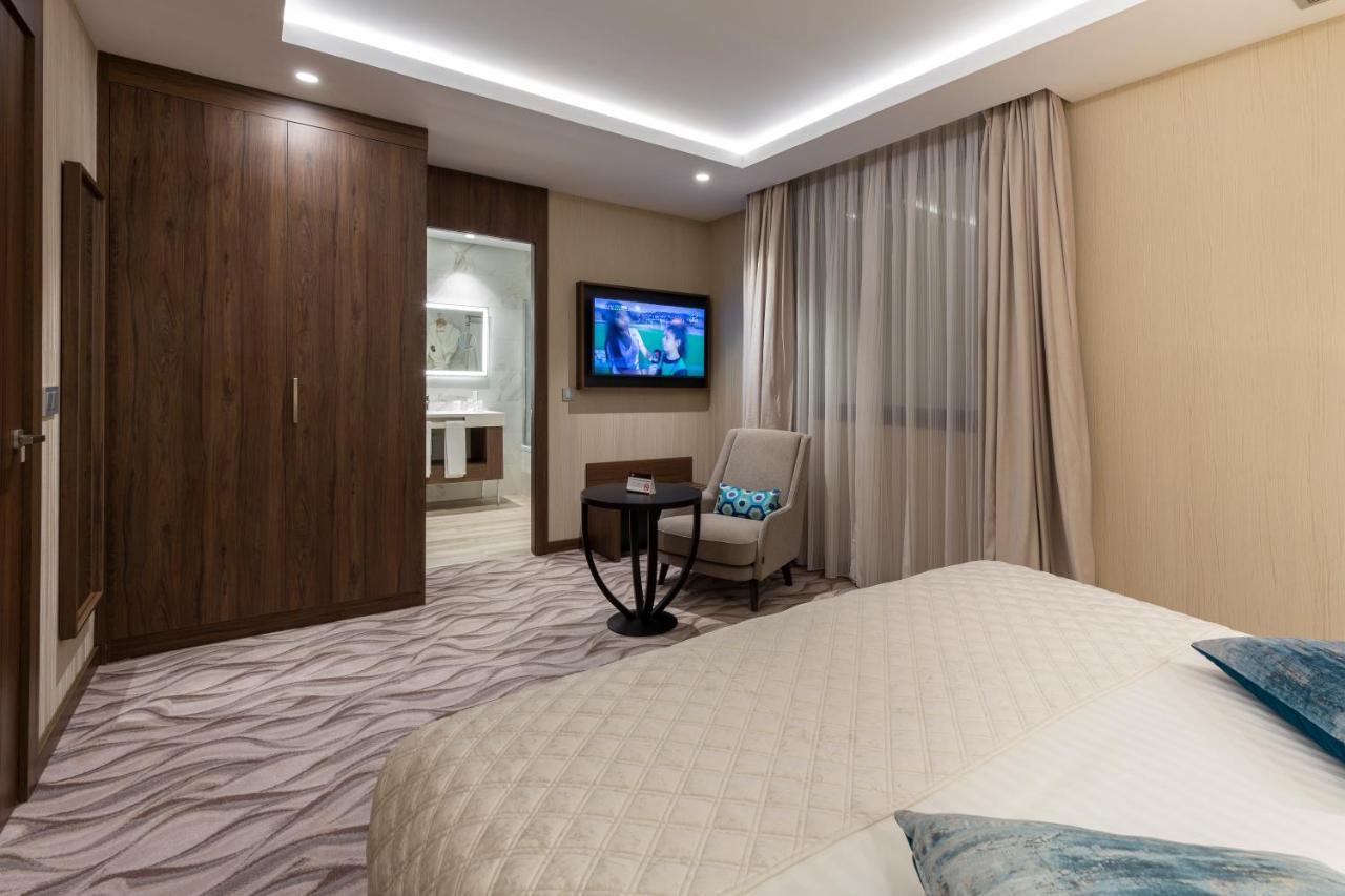 Az Hotels Grand Oran Es Senia Εξωτερικό φωτογραφία
