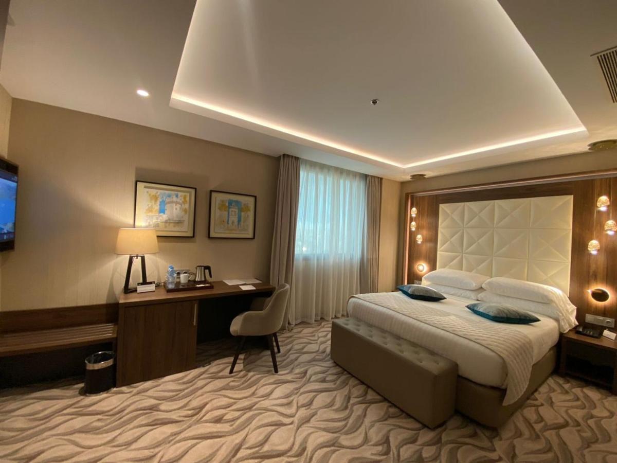 Az Hotels Grand Oran Es Senia Εξωτερικό φωτογραφία