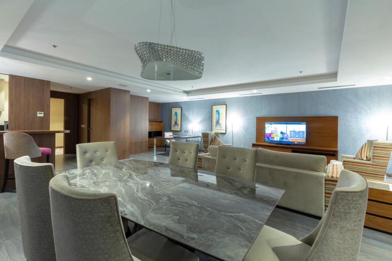 Az Hotels Grand Oran Es Senia Εξωτερικό φωτογραφία