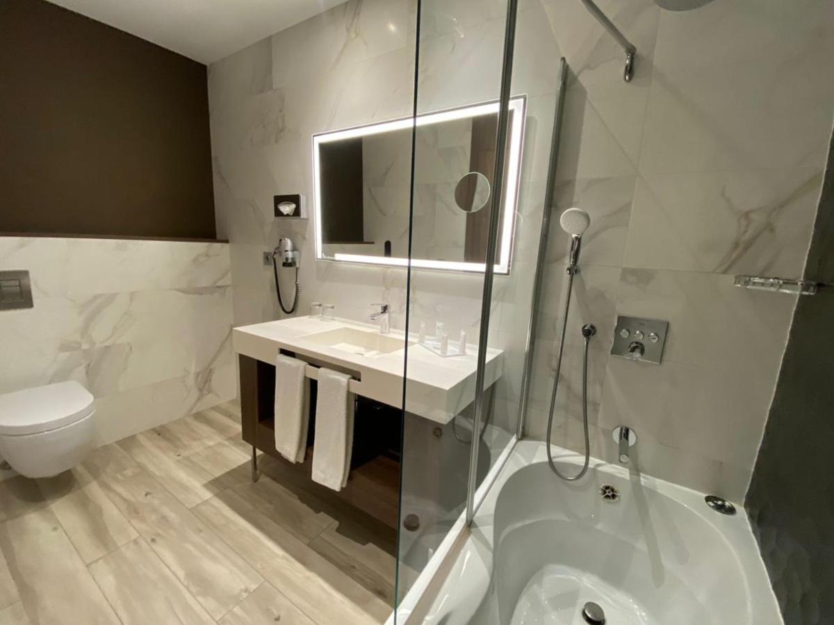 Az Hotels Grand Oran Es Senia Εξωτερικό φωτογραφία