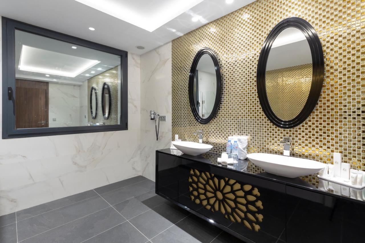 Az Hotels Grand Oran Es Senia Εξωτερικό φωτογραφία