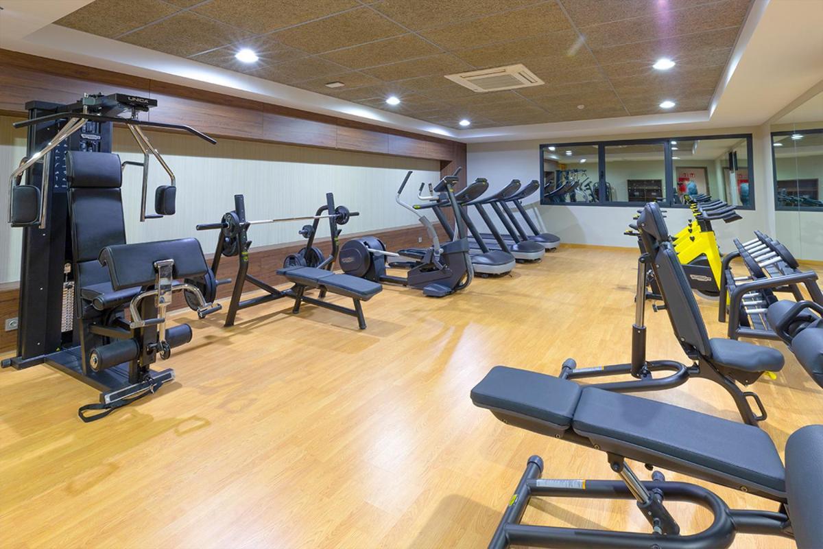 Az Hotels Grand Oran Es Senia Εξωτερικό φωτογραφία