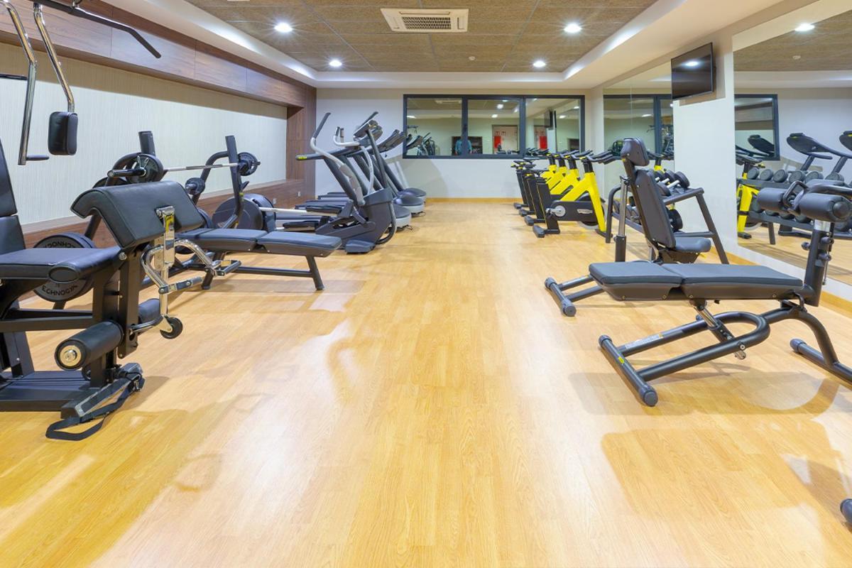 Az Hotels Grand Oran Es Senia Εξωτερικό φωτογραφία